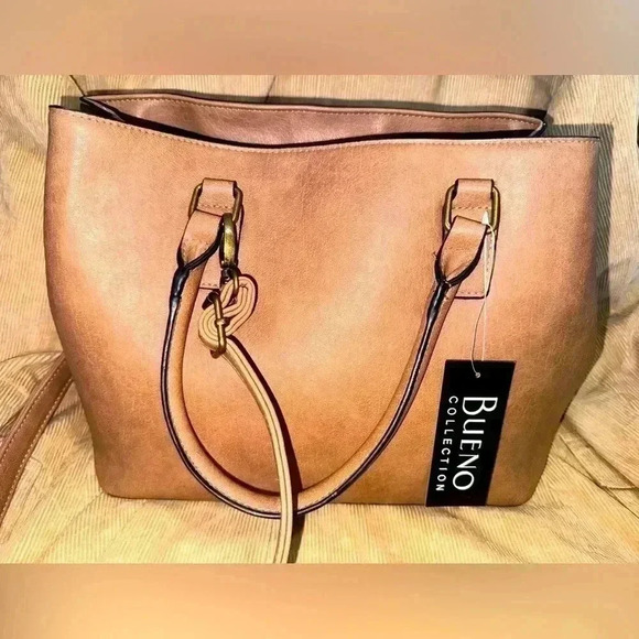 *NWT* Bueno Collection Purse - Picture 1 of 4